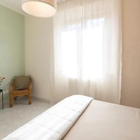 Holiday home Casa Di Leo - Helloelba