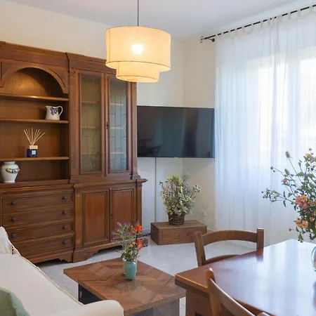 Holiday home Casa Di Leo - Helloelba *