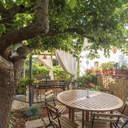 Holiday home Casa Di Leo - Helloelba